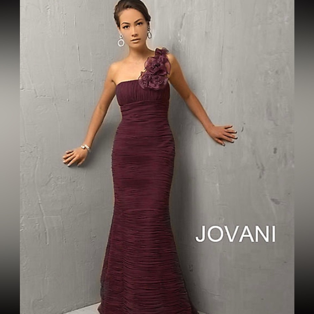Beautiful Jovani Purple Gown